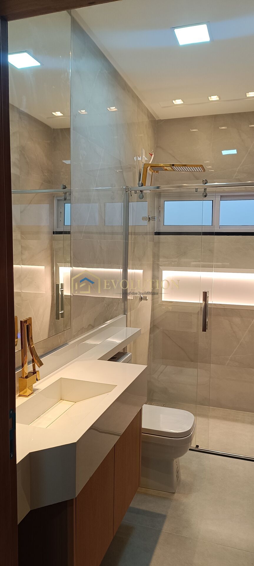 Casa à venda com 3 quartos, 230m² - Foto 14