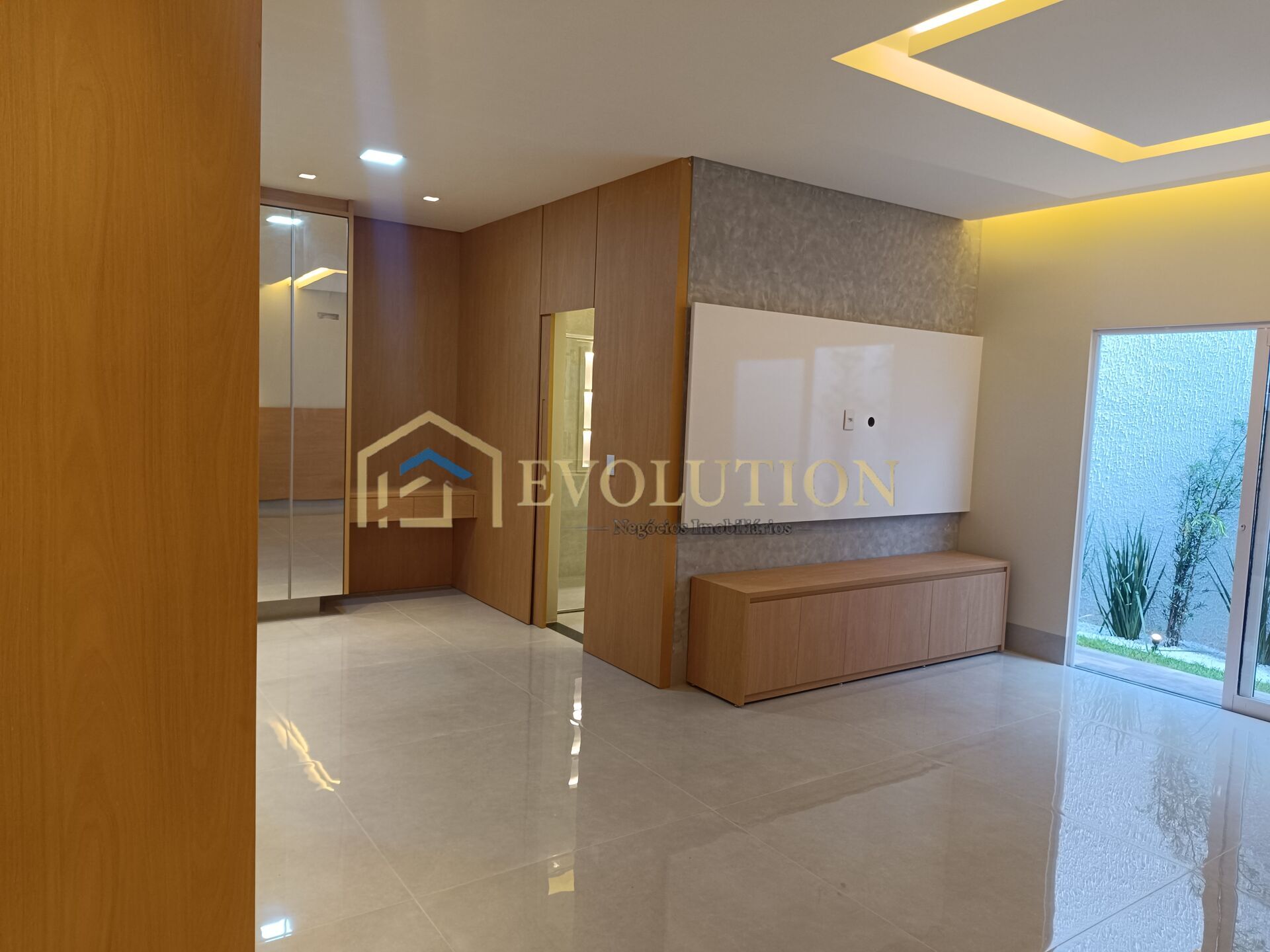 Casa à venda com 3 quartos, 230m² - Foto 10