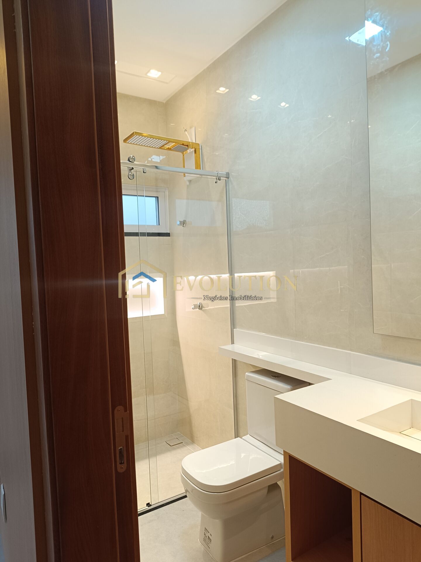 Casa à venda com 3 quartos, 230m² - Foto 15