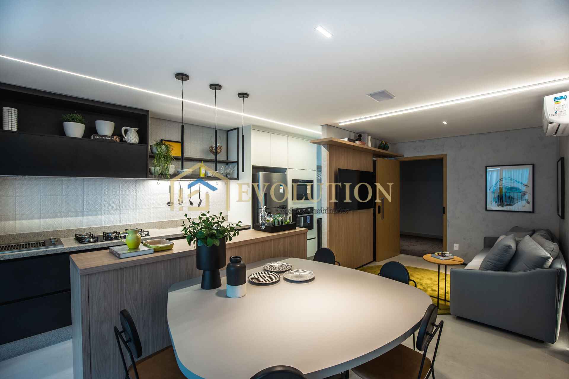 Apartamento à venda com 2 quartos, 62m² - Foto 1