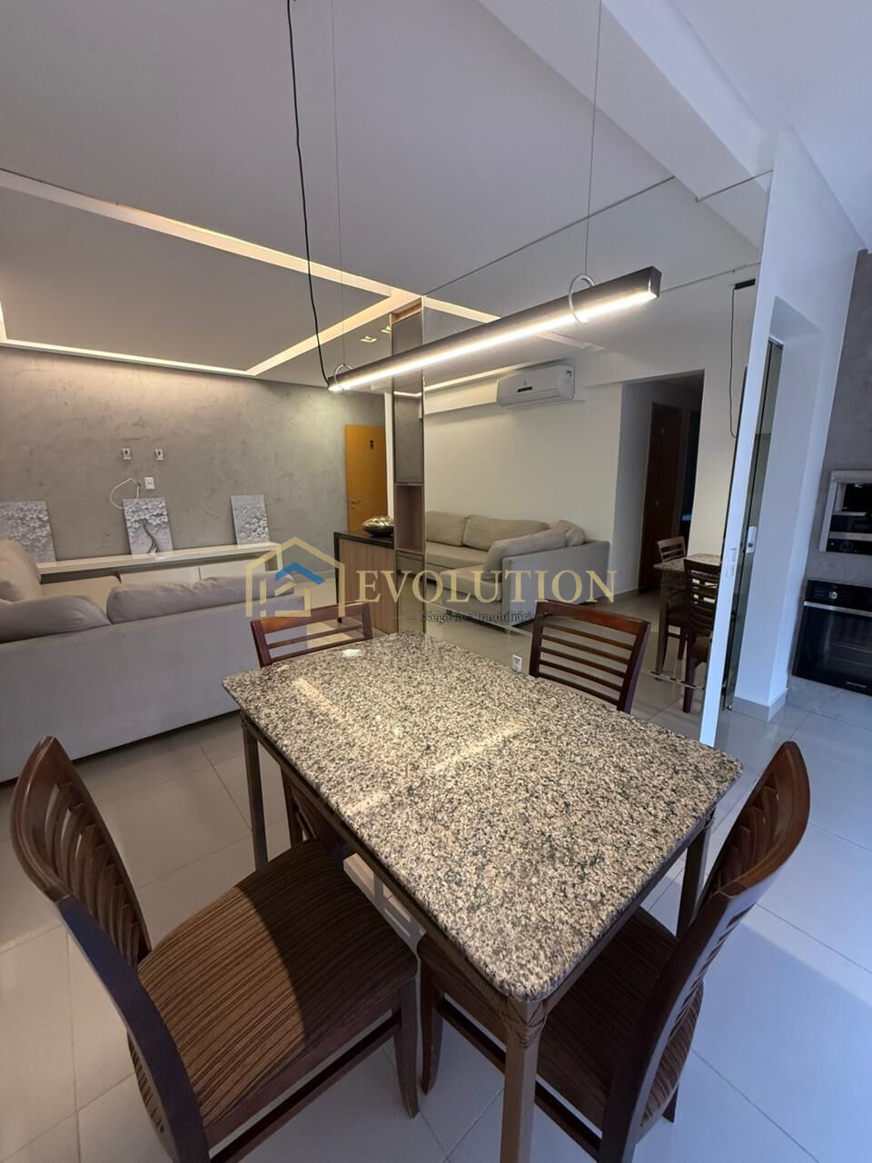 Apartamento para alugar com 3 quartos, 77m² - Foto 3