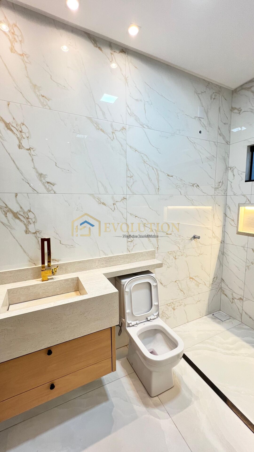 Casa à venda com 3 quartos, 200m² - Foto 15