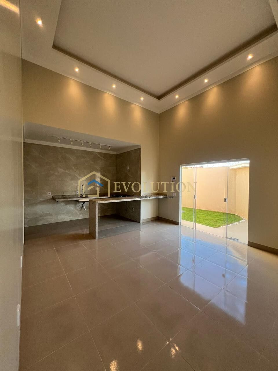 Casa, 2 quartos, 95 m² - Foto 2