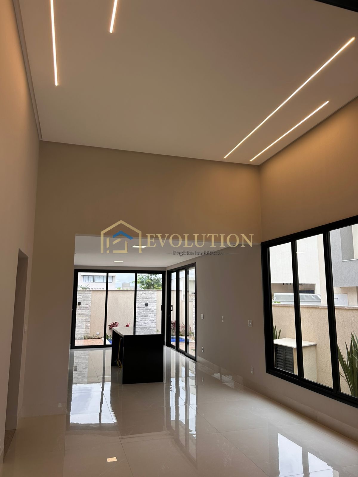 Casa, 3 quartos, 156 m² - Foto 3