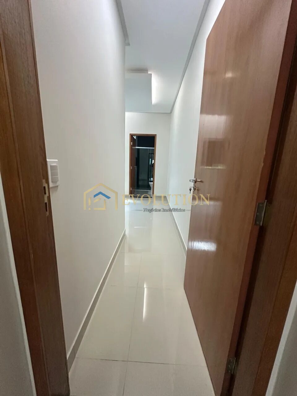 Casa à venda com 3 quartos, 122m² - Foto 5