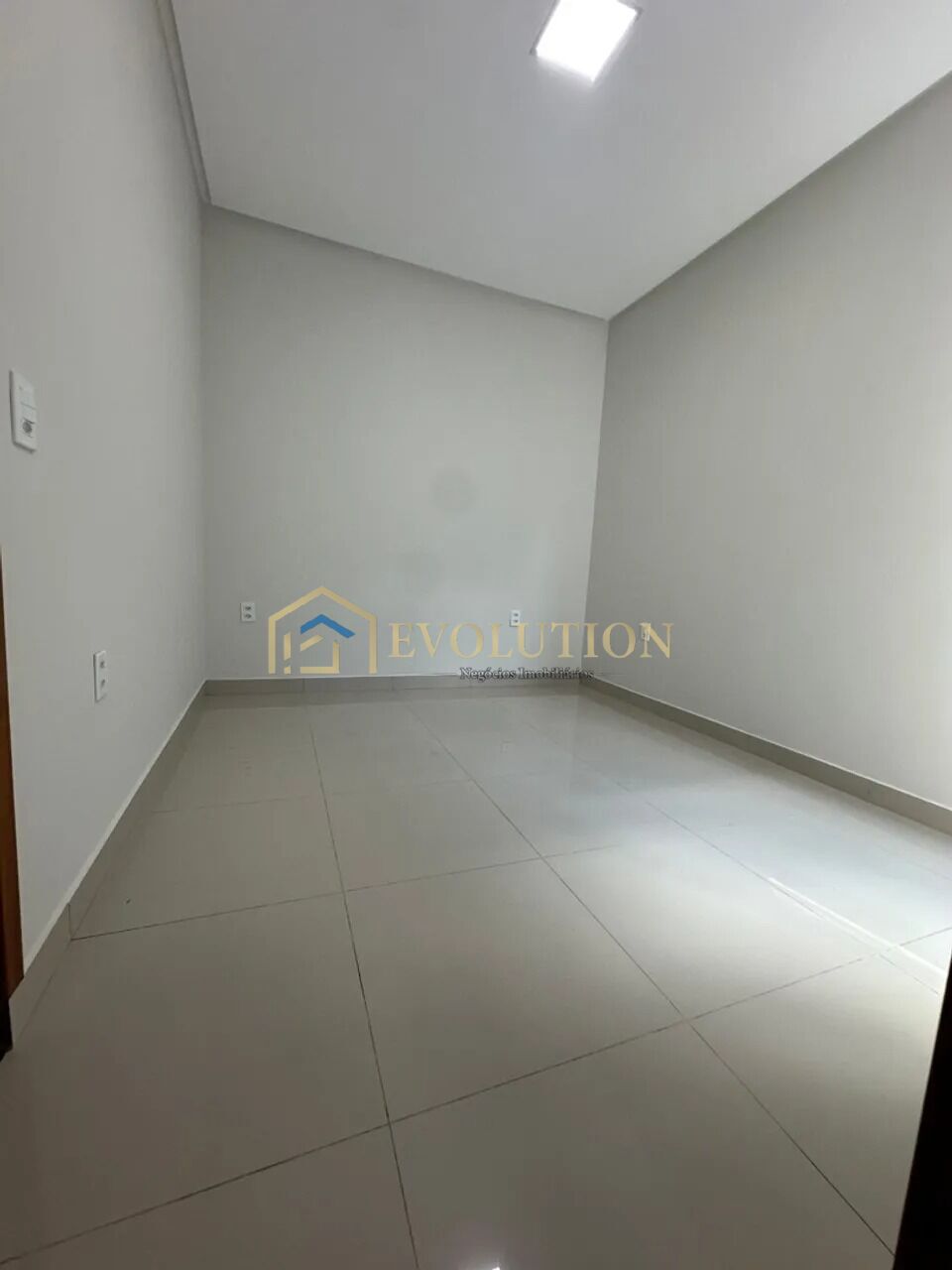 Casa à venda com 3 quartos, 122m² - Foto 15
