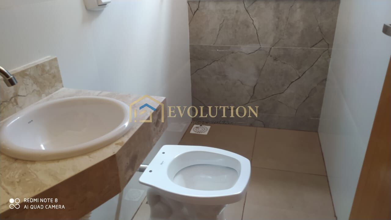 Casa à venda com 3 quartos, 114m² - Foto 13