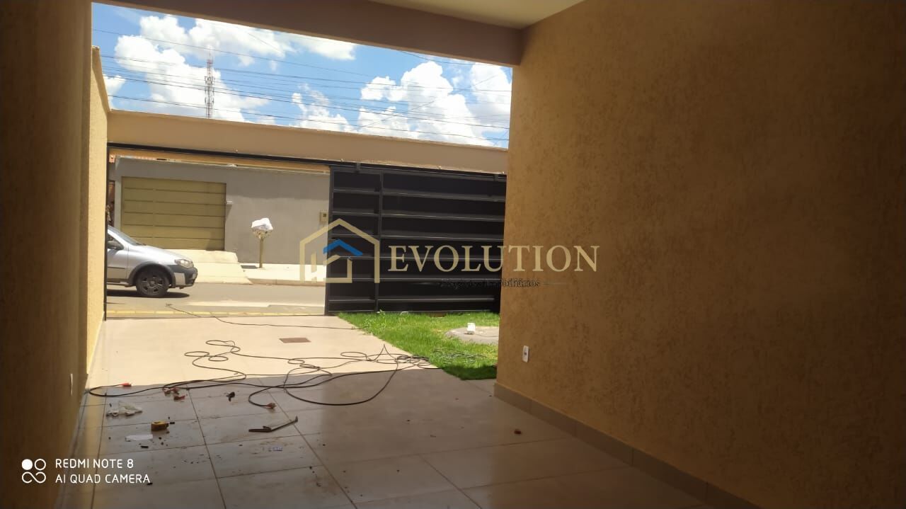 Casa à venda com 3 quartos, 114m² - Foto 5