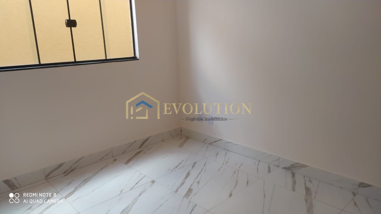 Casa à venda com 3 quartos, 114m² - Foto 14