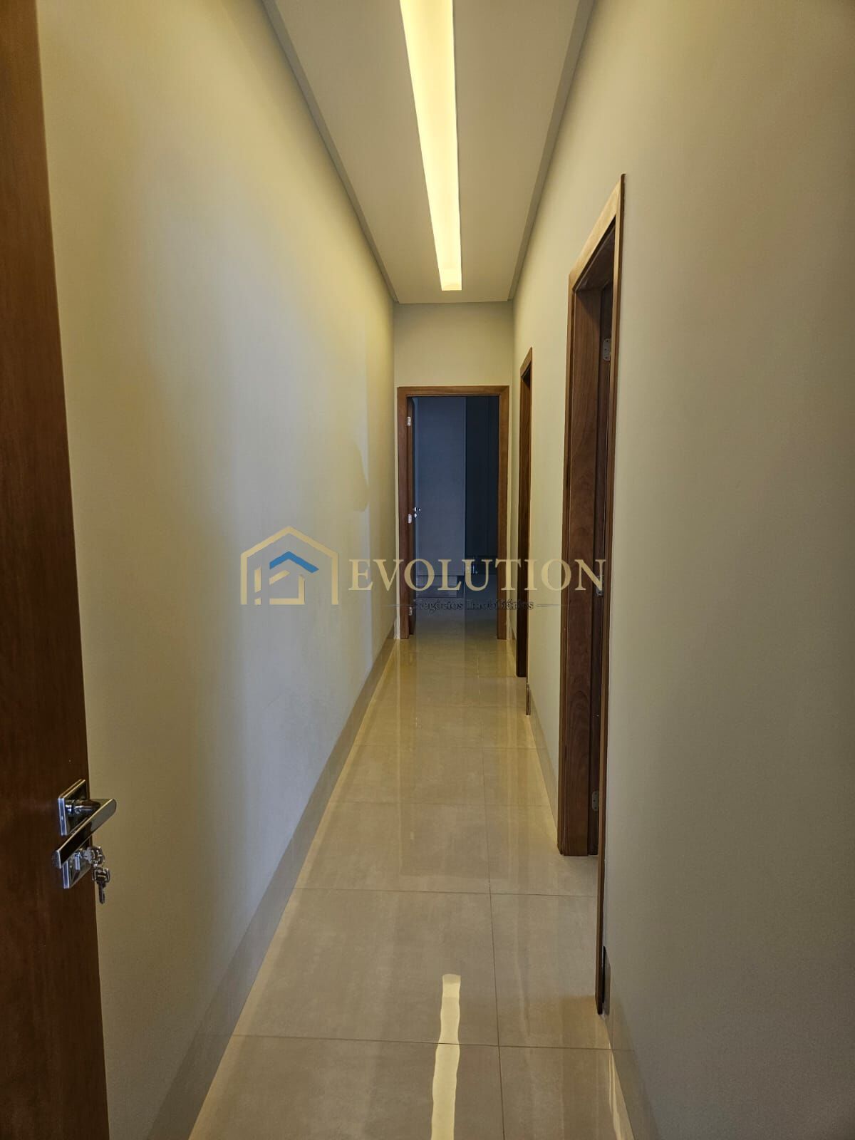 Casa à venda com 3 quartos, 138m² - Foto 12
