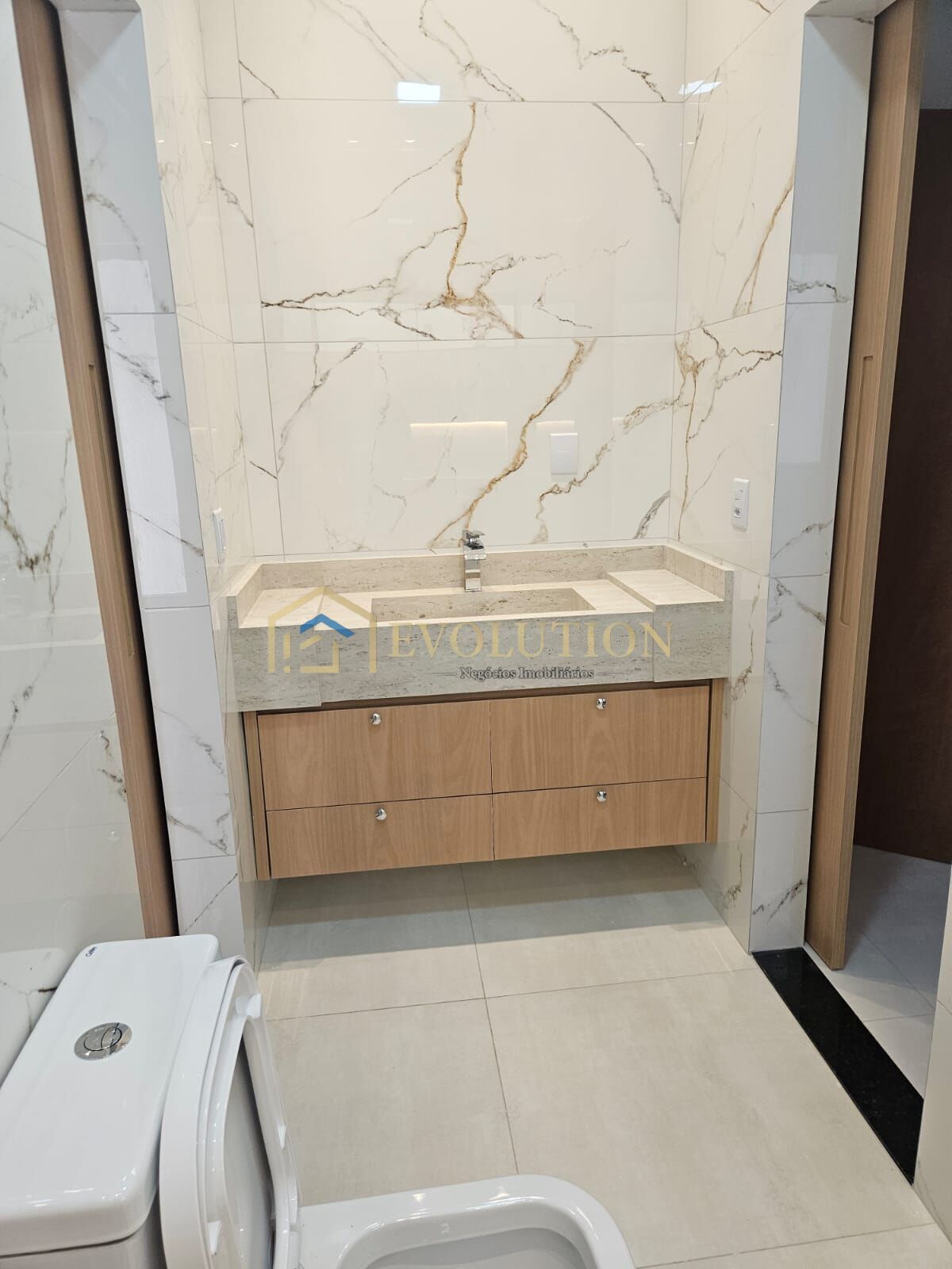 Casa à venda com 3 quartos, 138m² - Foto 10