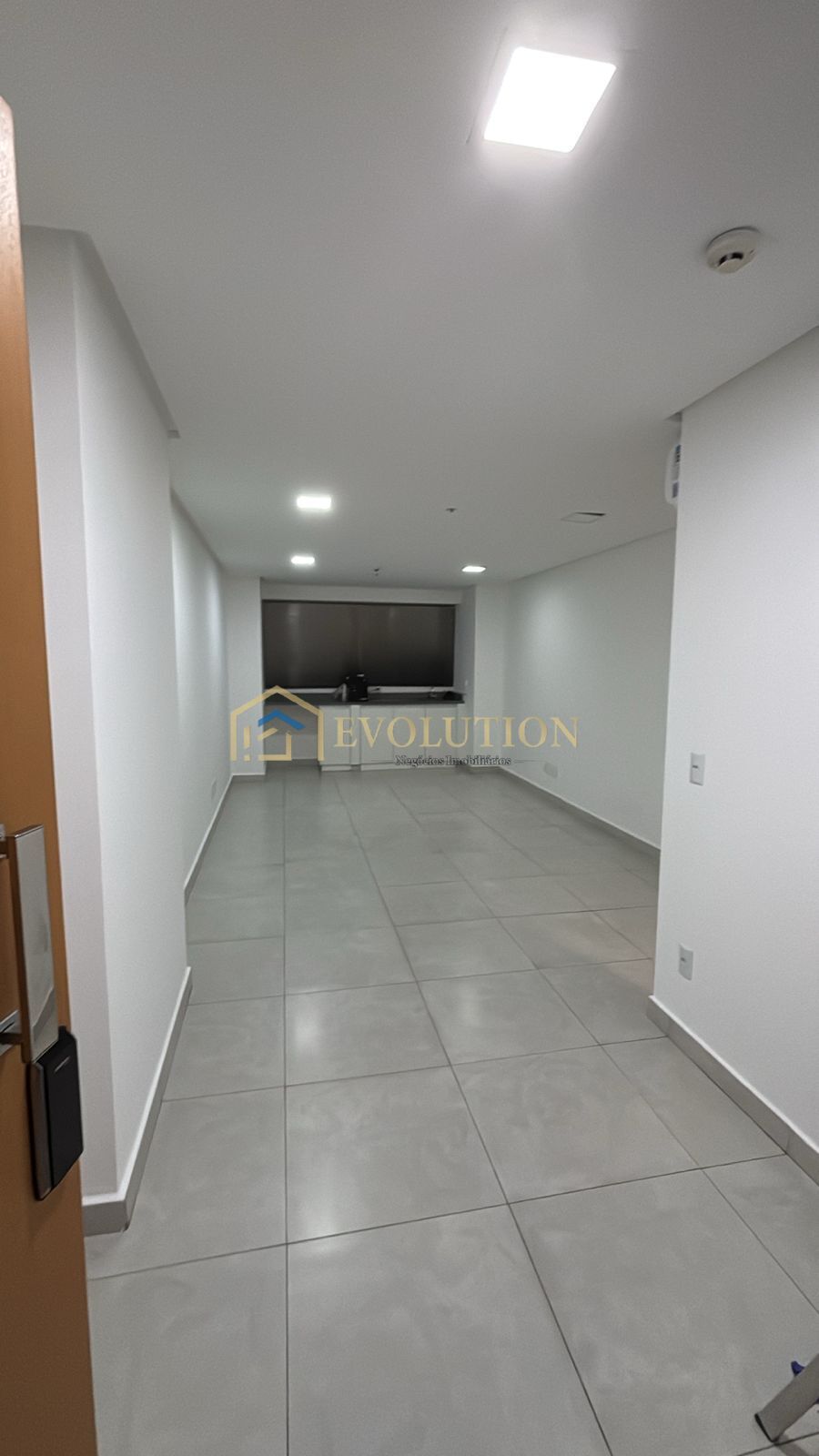 Prédio Inteiro à venda com 1 quarto, 32m² - Foto 2