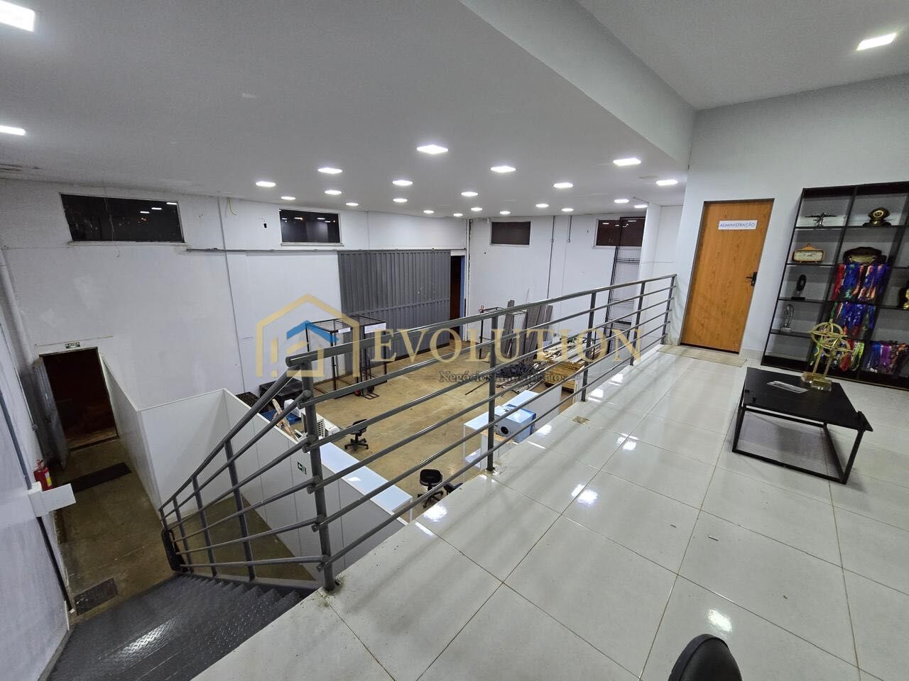 Loja-Salão, 300 m² - Foto 3