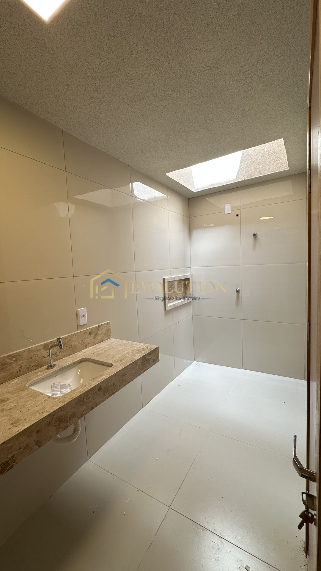 Casa à venda com 2 quartos, 73m² - Foto 19