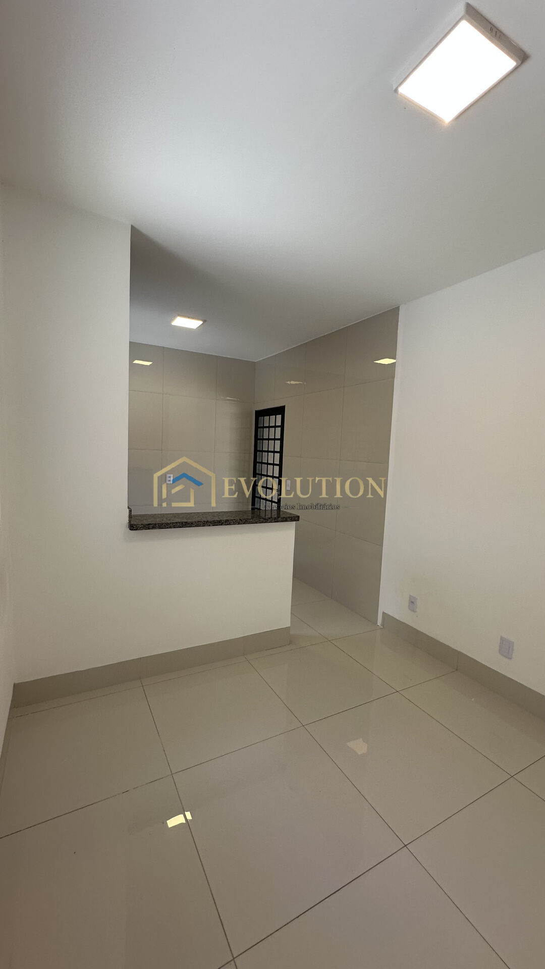 Casa à venda com 2 quartos, 73m² - Foto 8