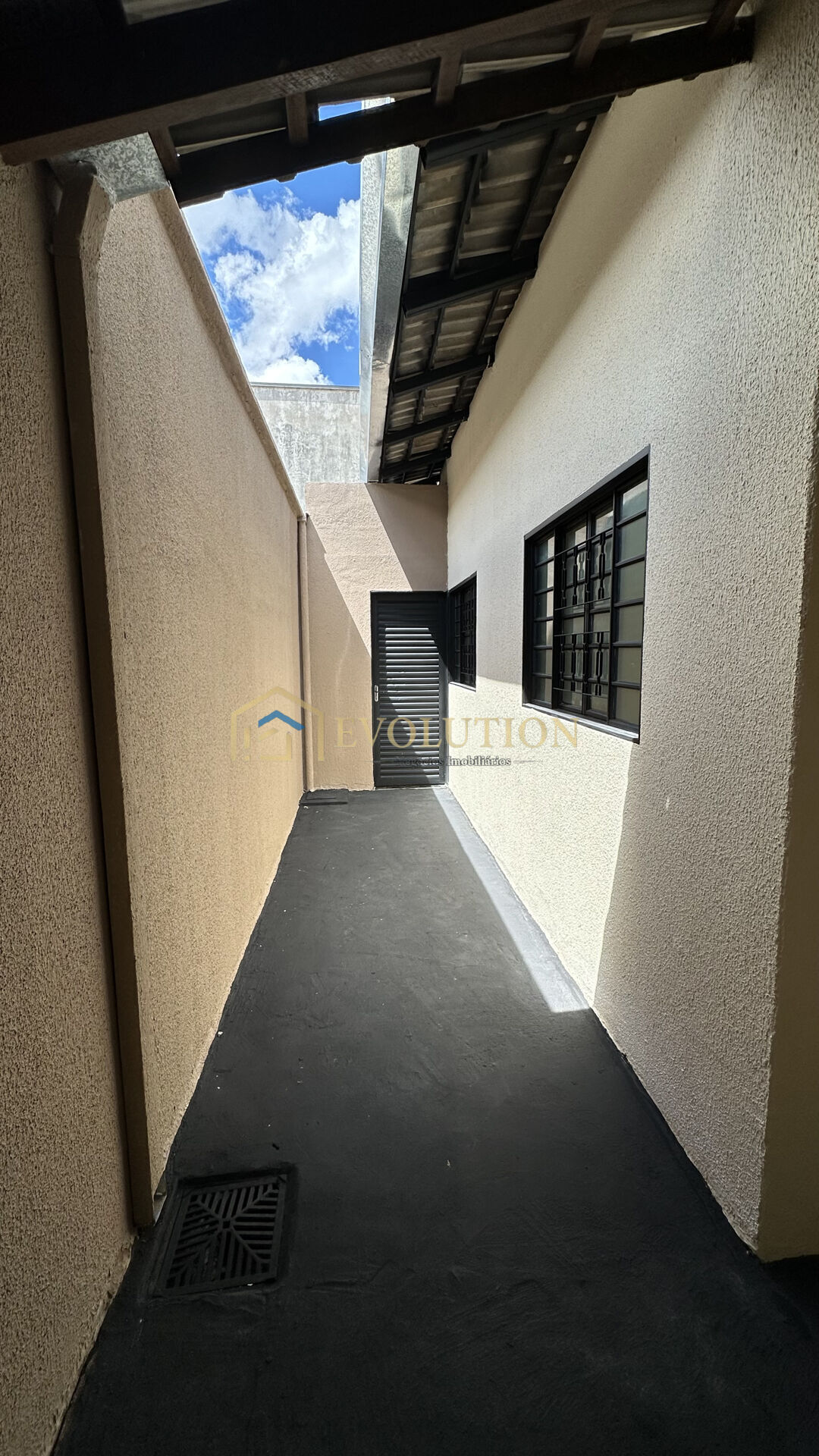 Casa à venda com 2 quartos, 73m² - Foto 7