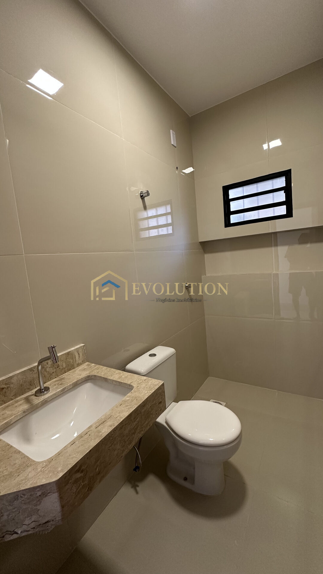 Casa à venda com 2 quartos, 73m² - Foto 18