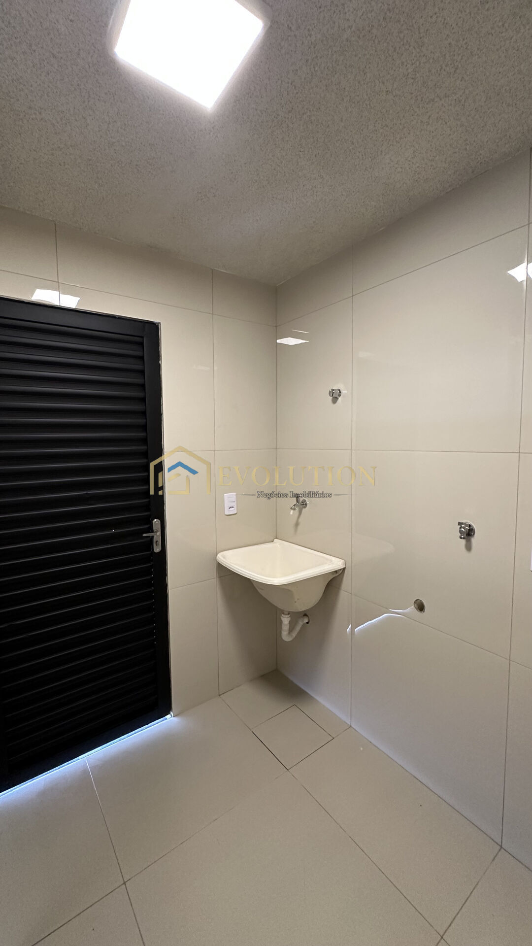 Casa à venda com 2 quartos, 73m² - Foto 13
