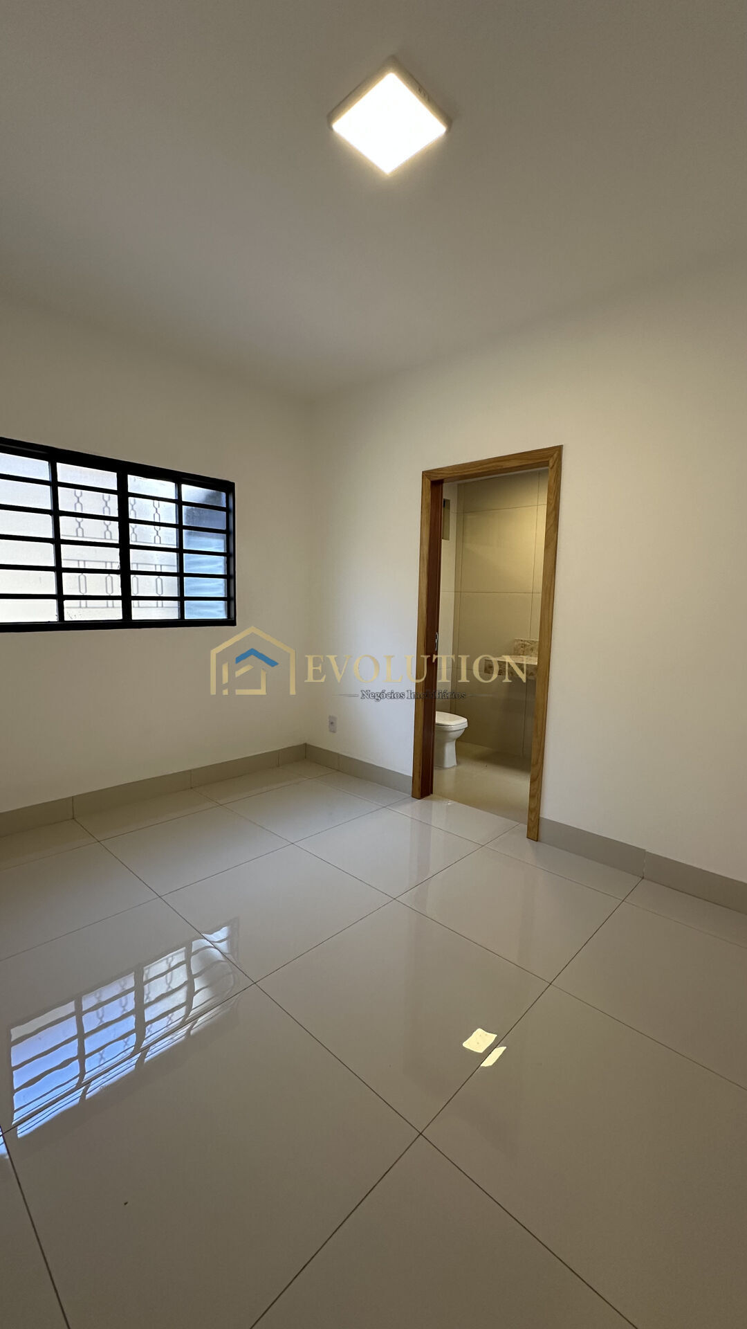 Casa à venda com 2 quartos, 73m² - Foto 17