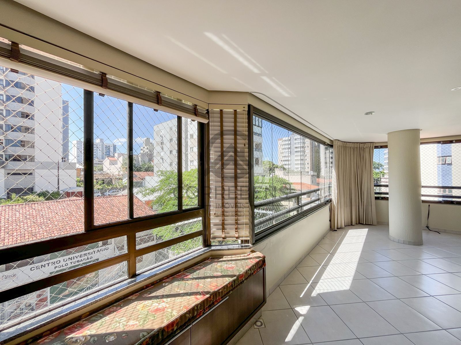 Apartamento, 3 quartos, 194 m² - Foto 2