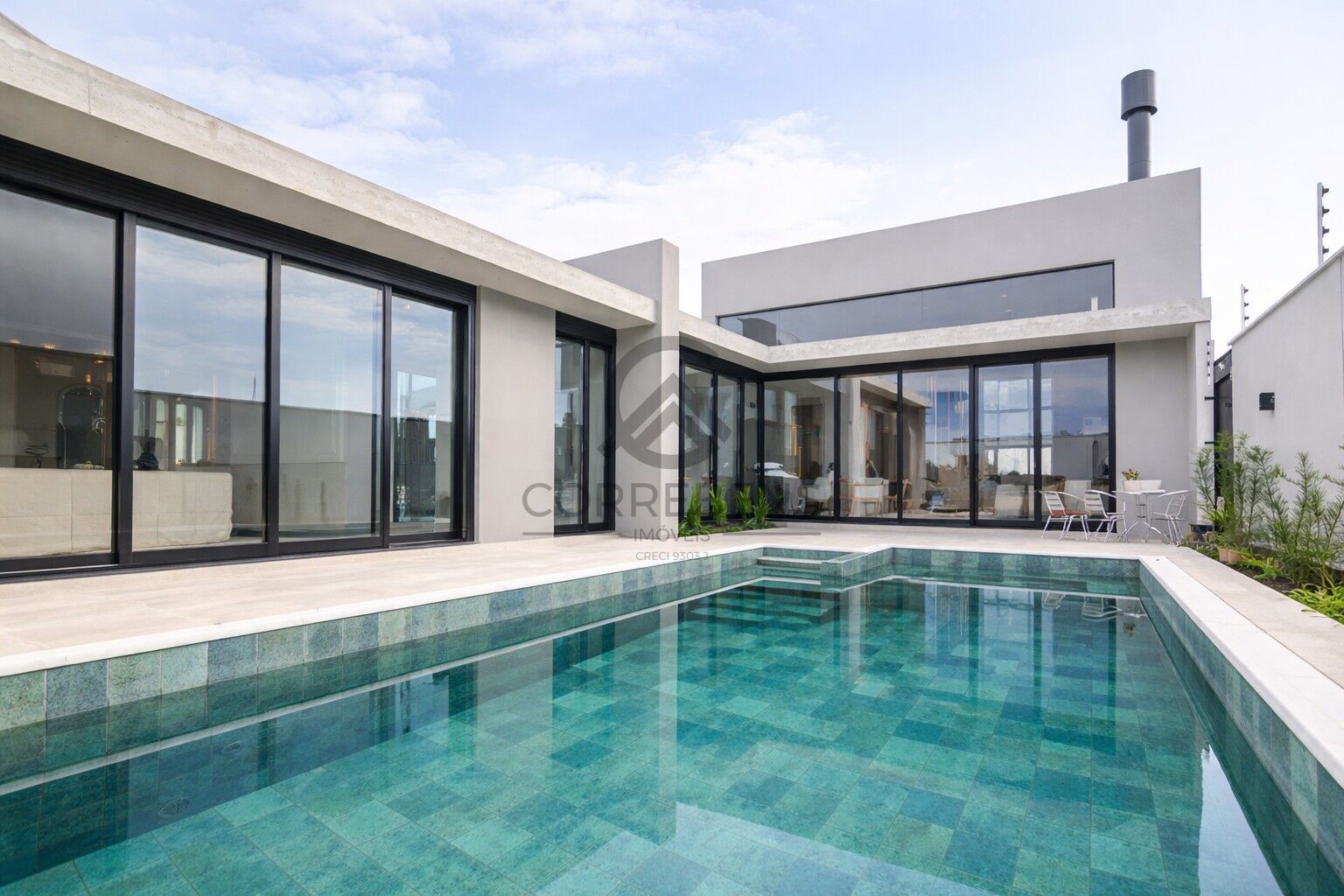 Casa, 3 quartos, 220 m² - Foto 1