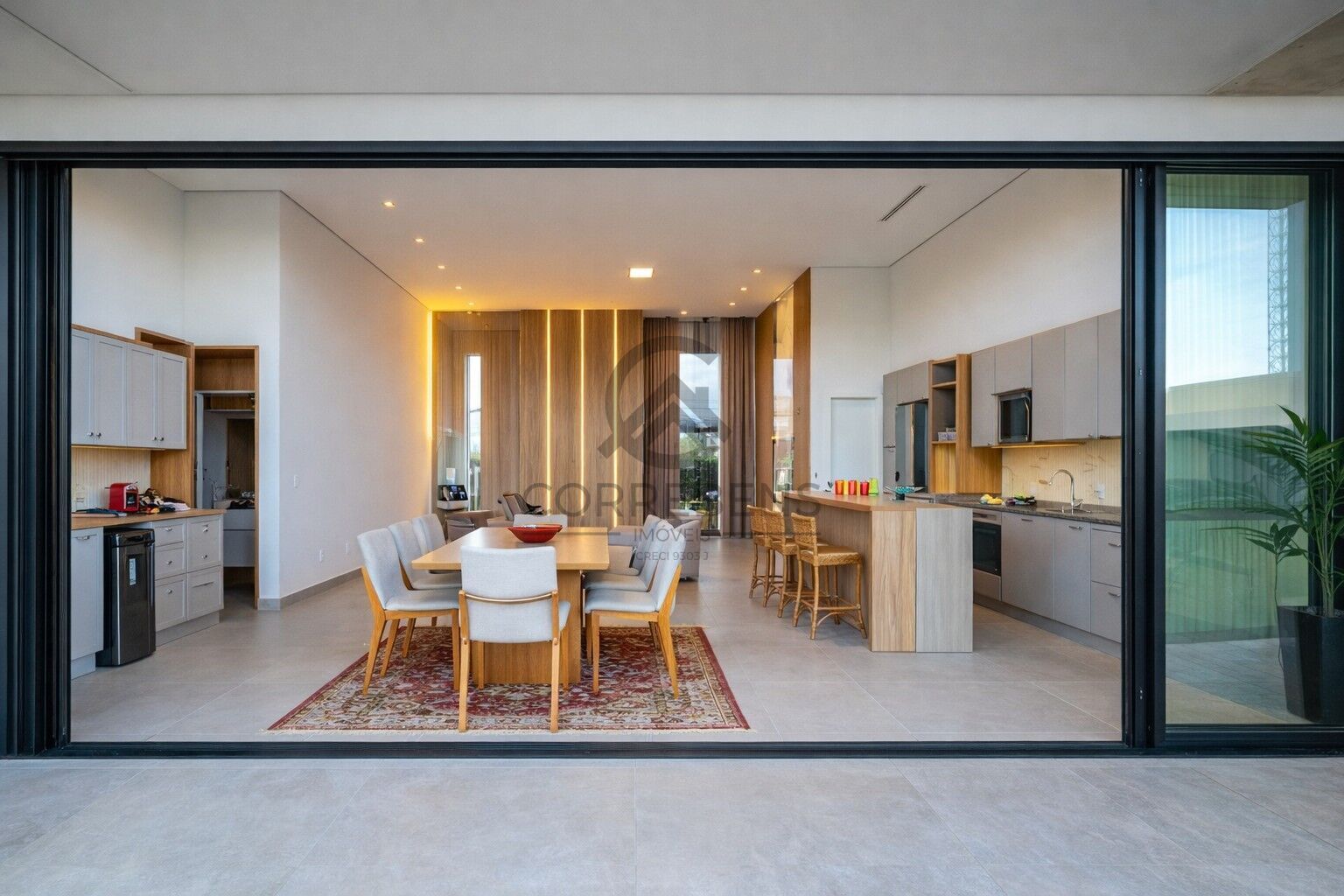 Casa, 3 quartos, 220 m² - Foto 4