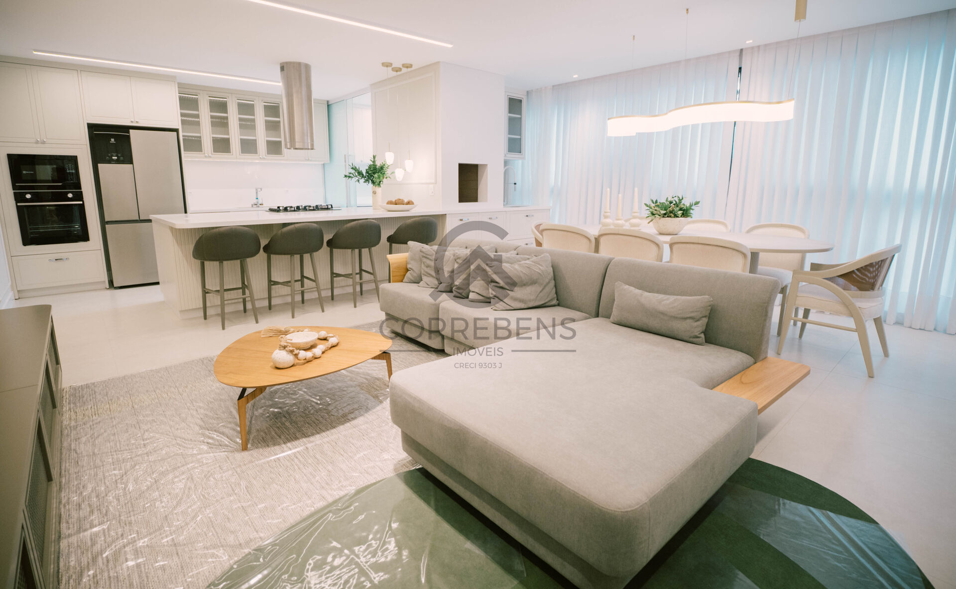 Apartamento, 3 quartos, 178 m² - Foto 1