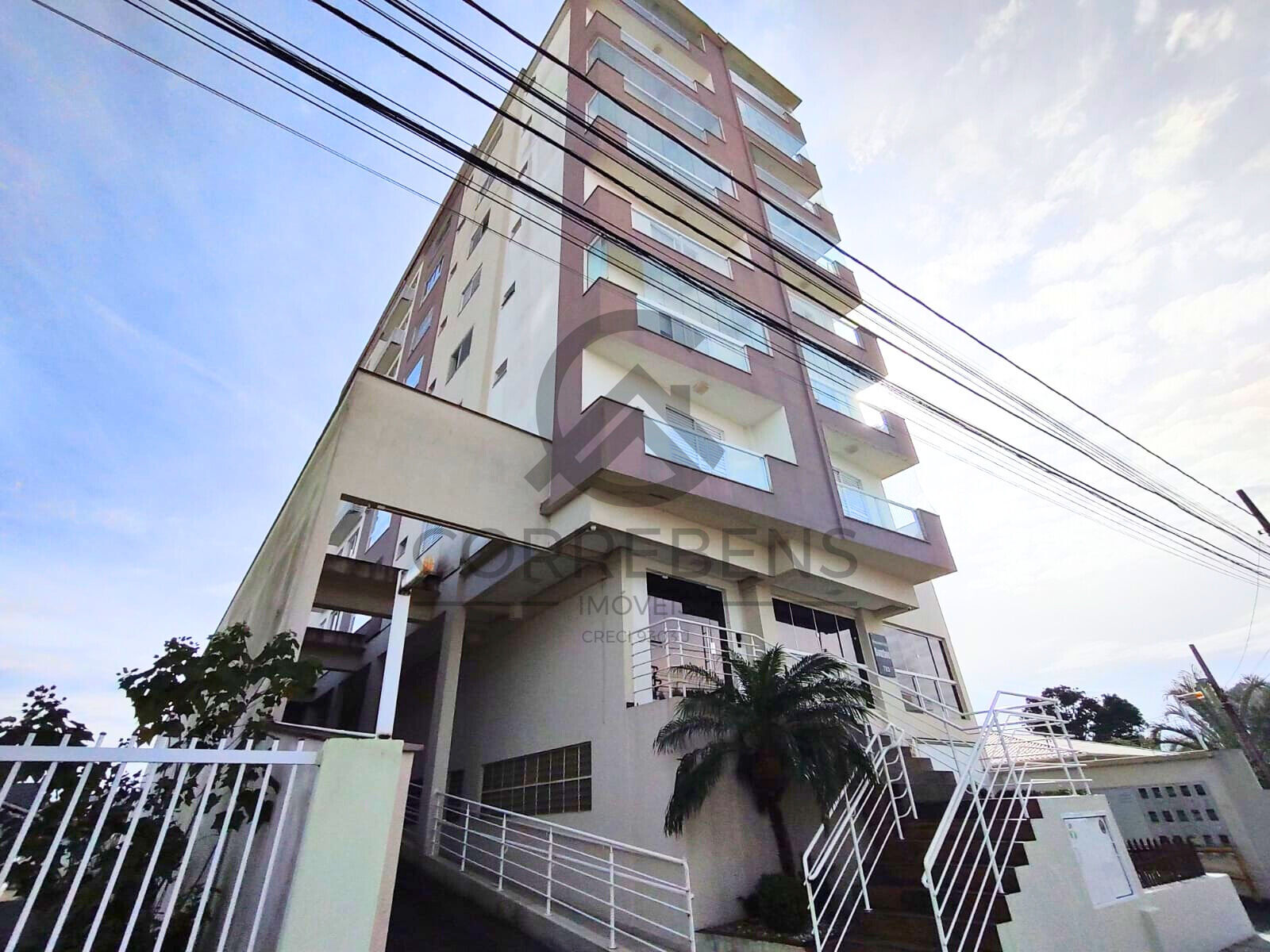 Apartamento à venda com 2 quartos, 79m² - Foto 1
