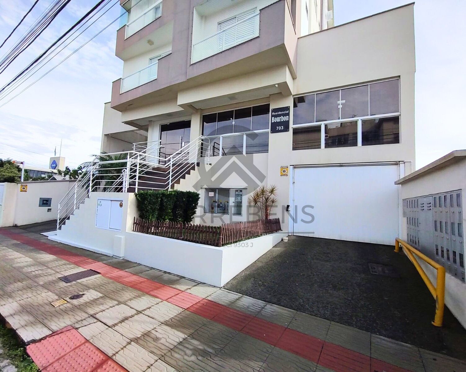 Apartamento à venda com 2 quartos, 79m² - Foto 27