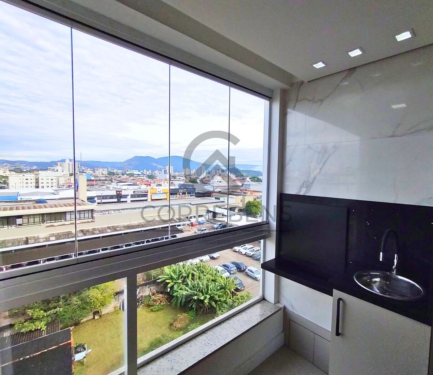 Apartamento à venda com 2 quartos, 79m² - Foto 3