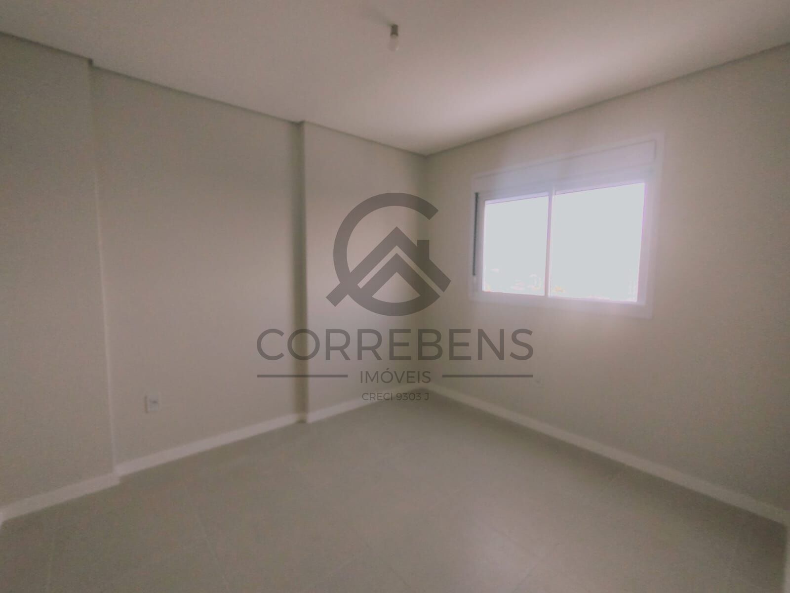 Apartamento à venda com 2 quartos, 70m² - Foto 35