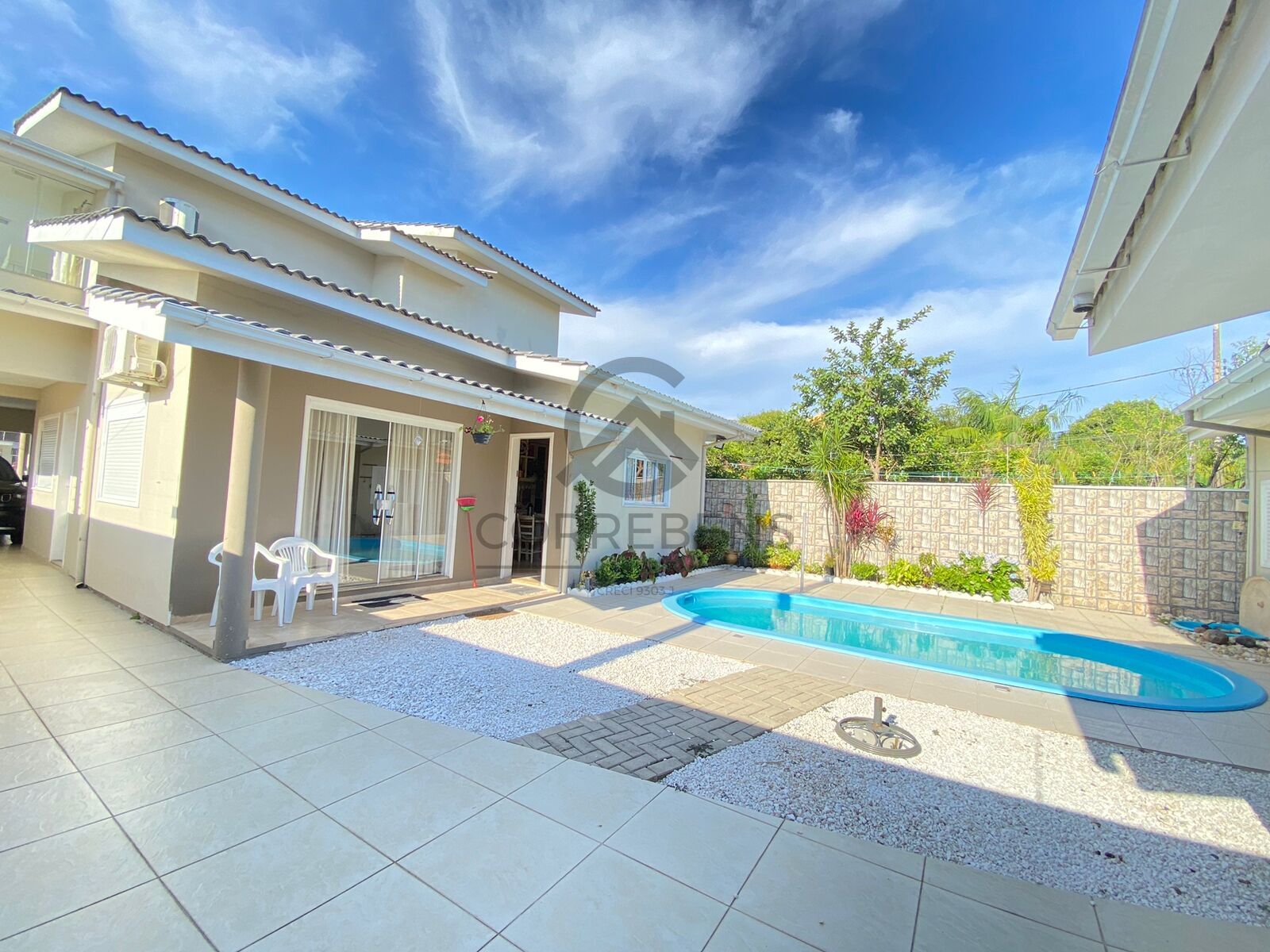 Casa, 5 quartos, 251 m² - Foto 1