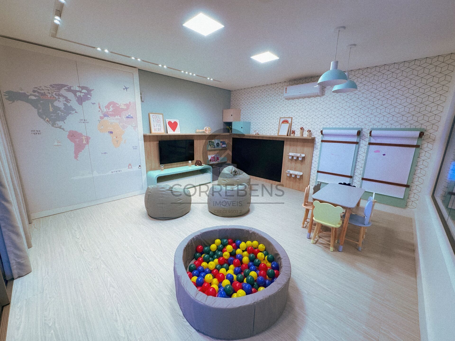 Apartamento à venda com 3 quartos, 262m² - Foto 35