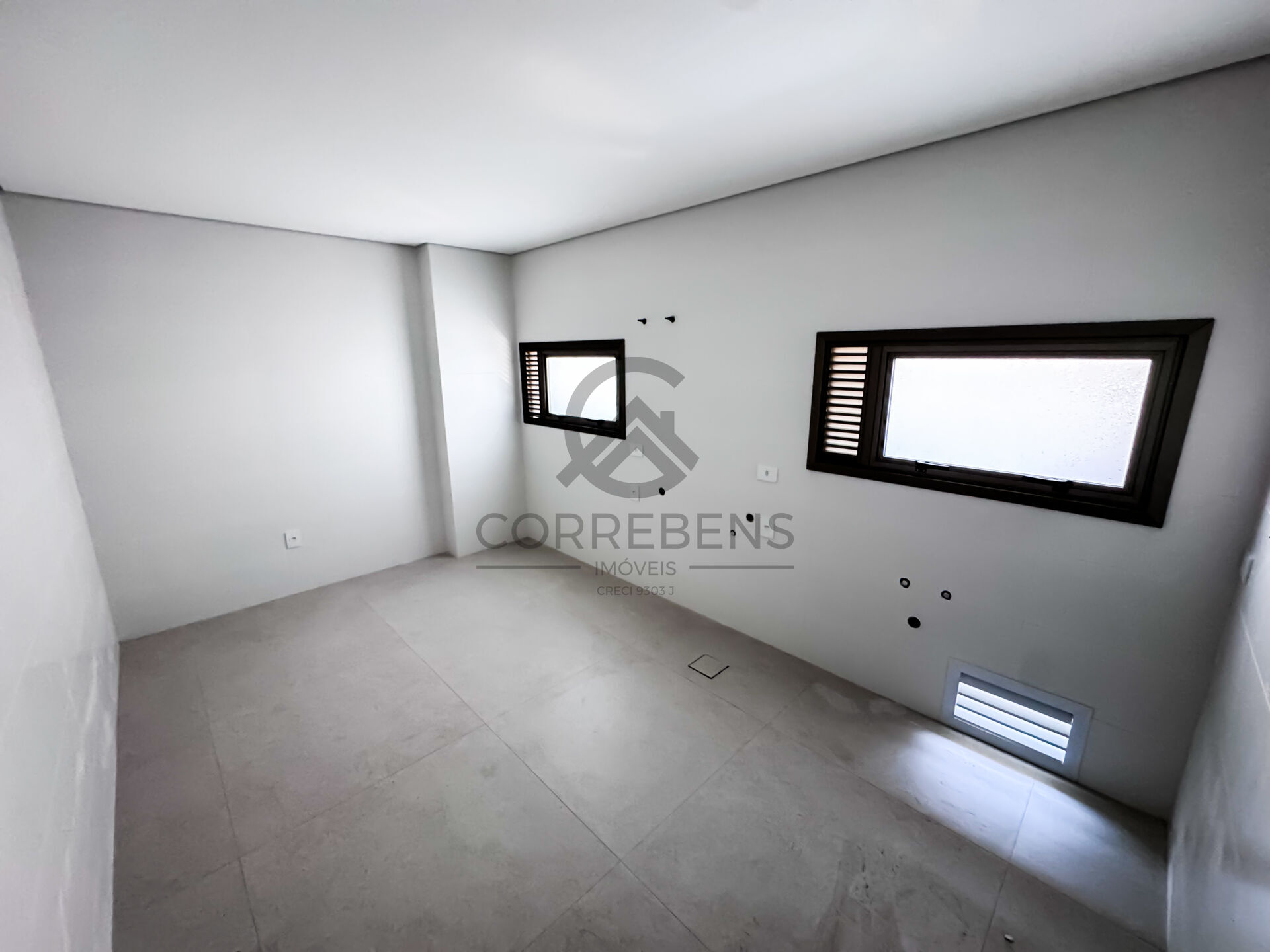 Apartamento à venda com 3 quartos, 262m² - Foto 16