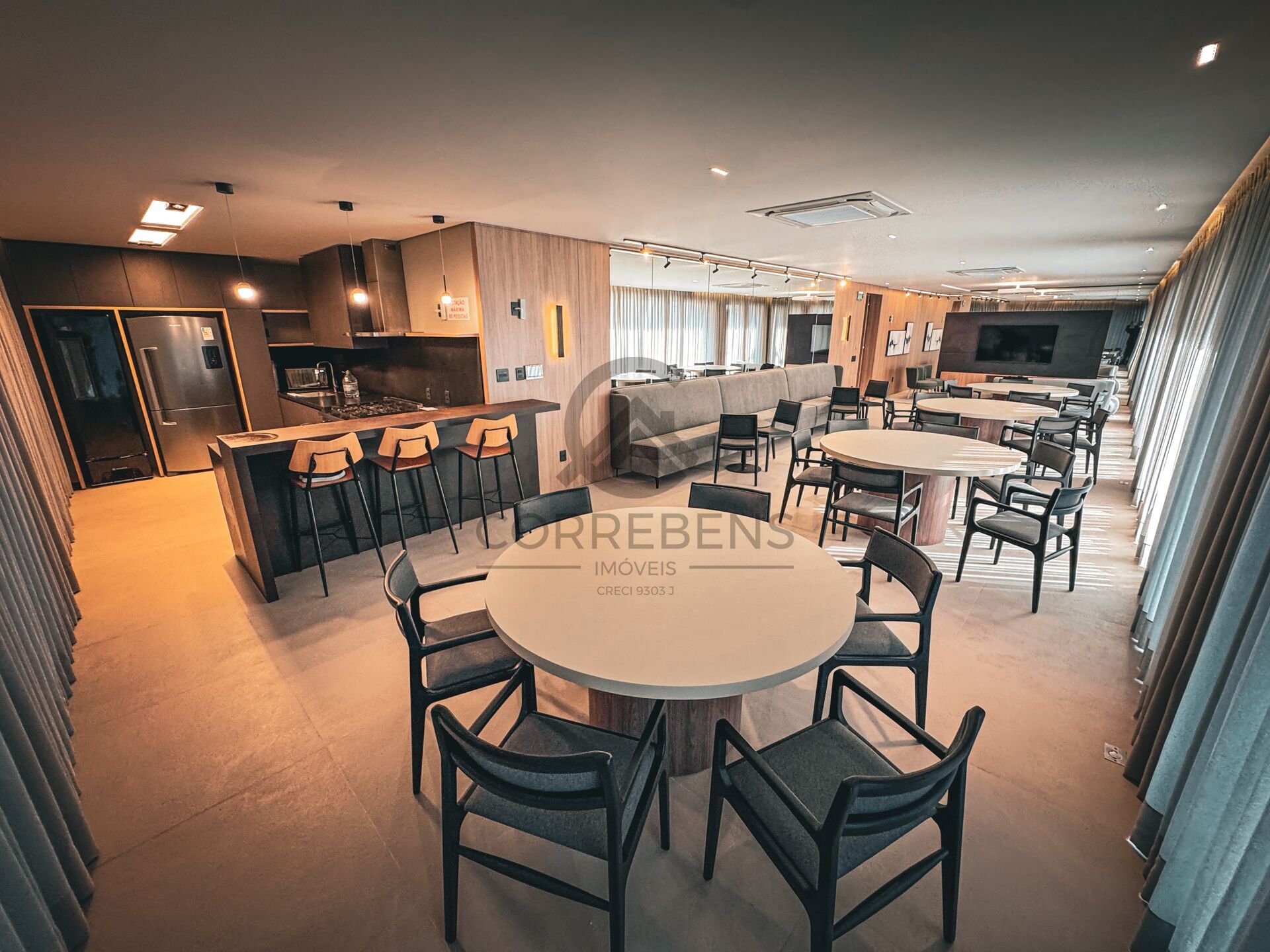 Apartamento à venda com 3 quartos, 262m² - Foto 28
