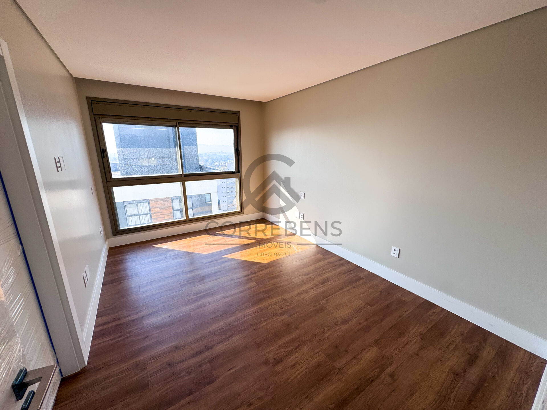 Apartamento à venda com 3 quartos, 262m² - Foto 11