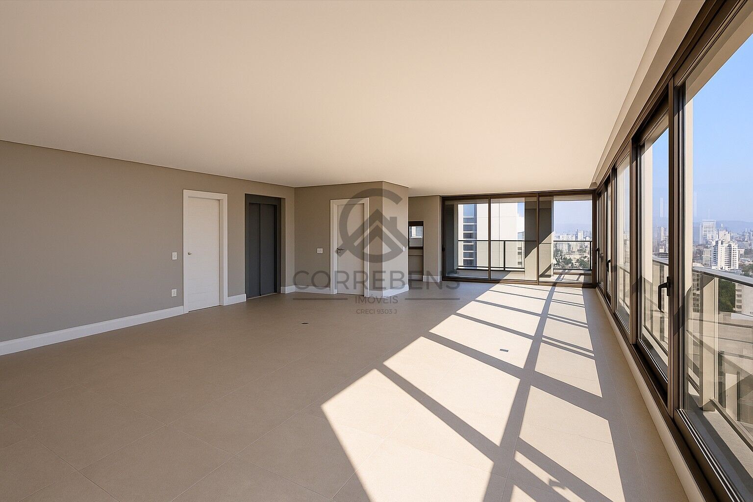 Apartamento à venda com 3 quartos, 262m² - Foto 5