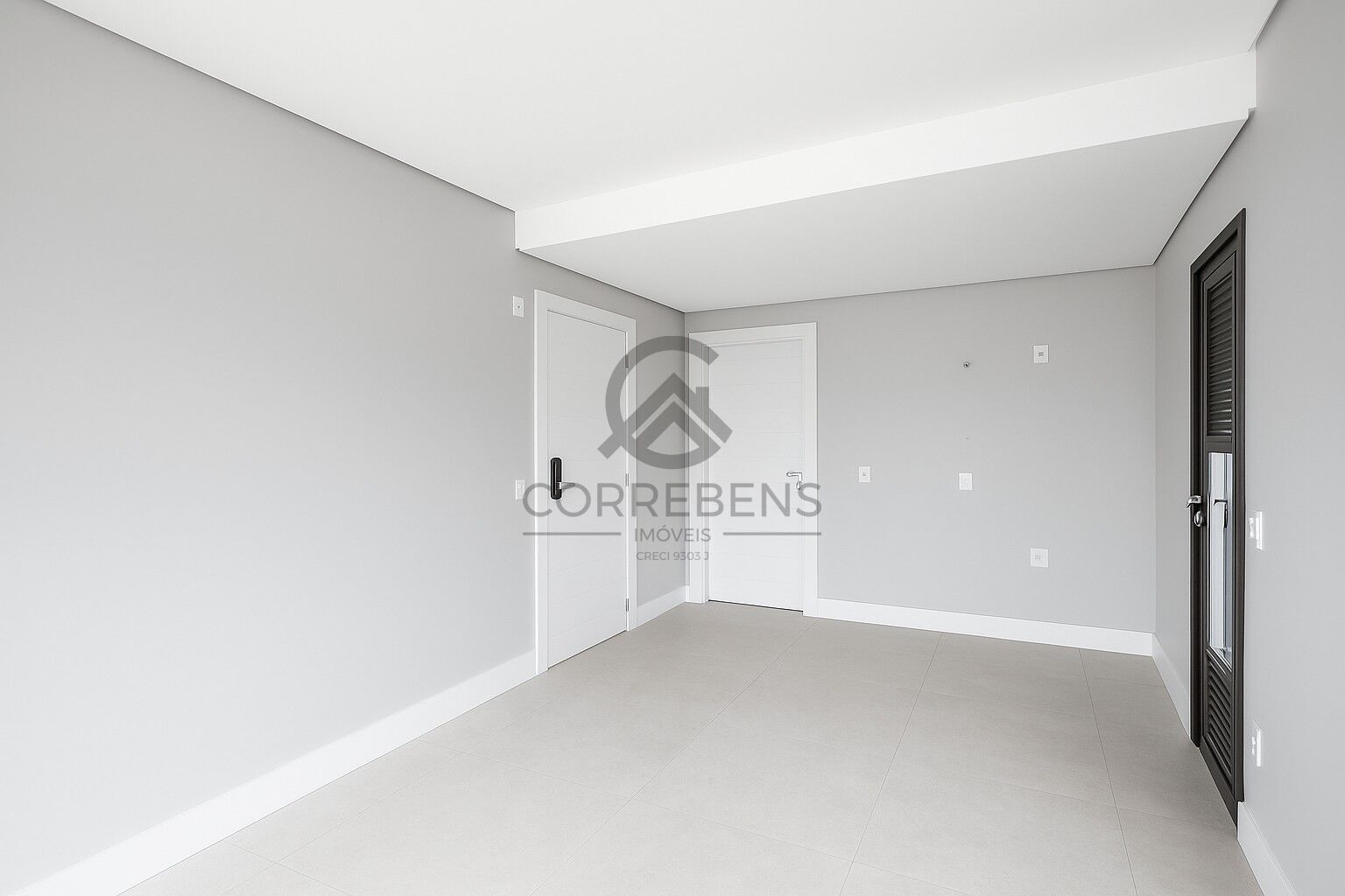 Apartamento à venda com 3 quartos, 262m² - Foto 8