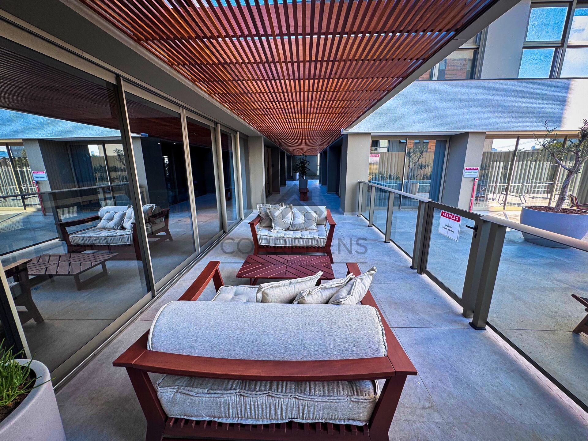 Apartamento à venda com 3 quartos, 262m² - Foto 32