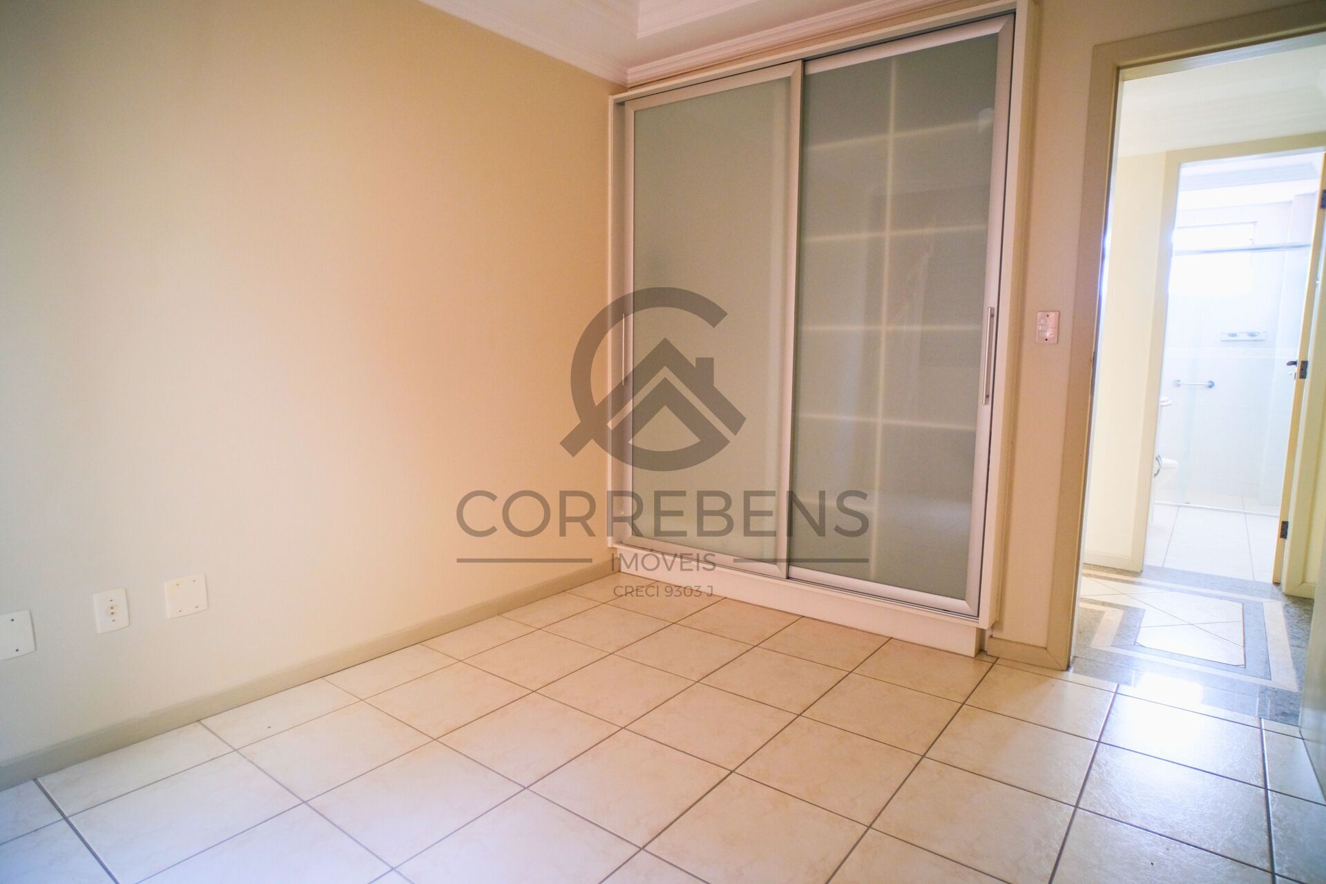 Apartamento à venda com 4 quartos, 148m² - Foto 17