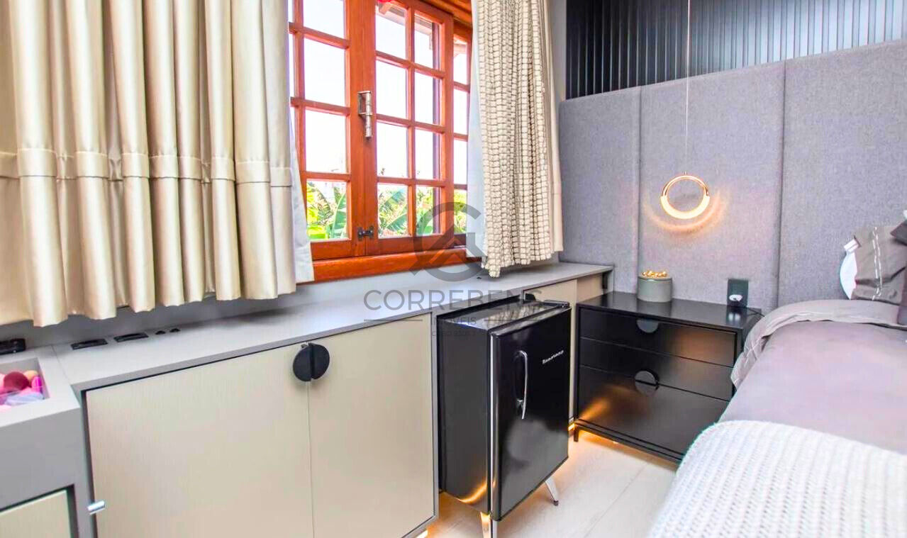 Casa, 3 quartos, 228 m² - Foto 13