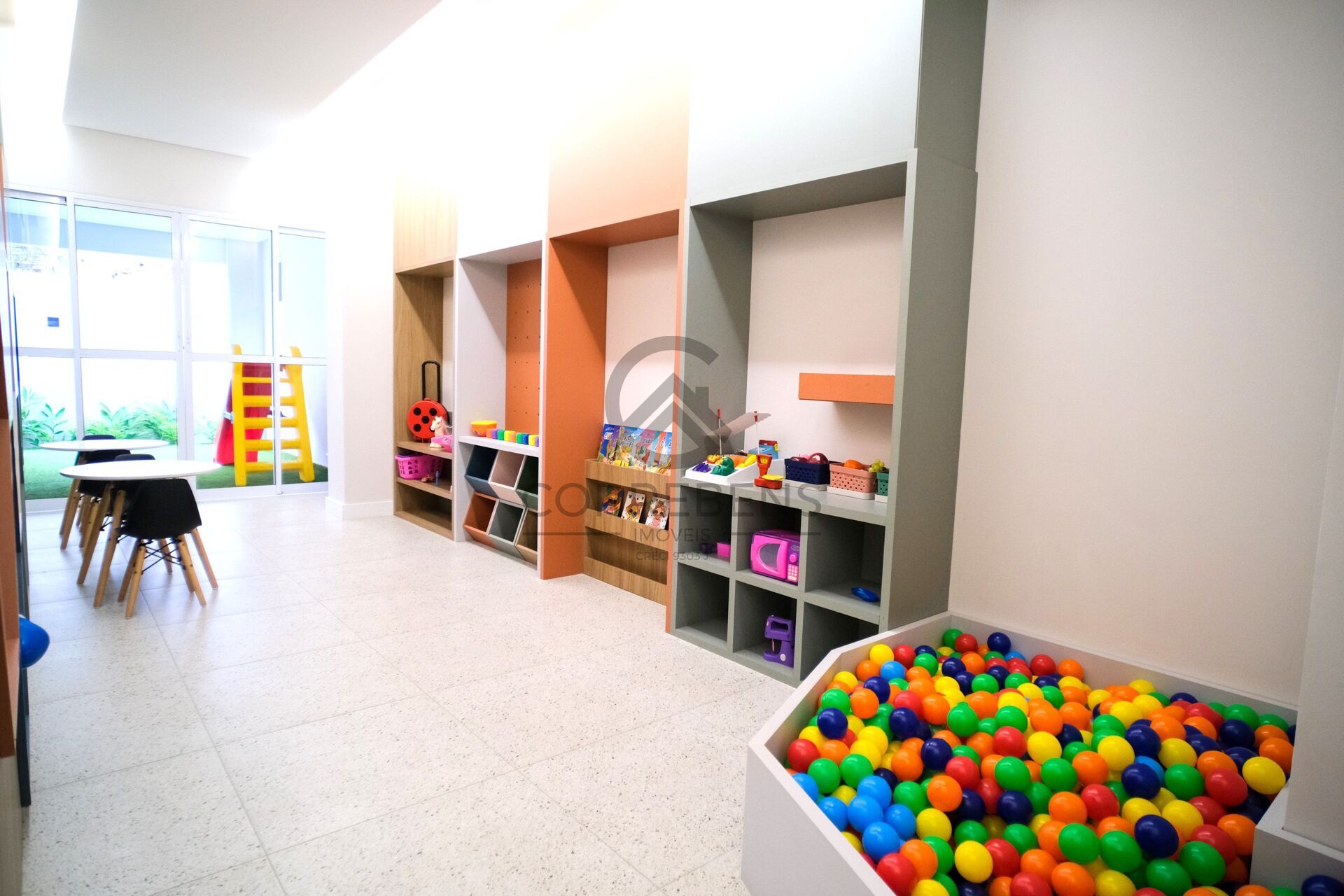 Apartamento à venda com 2 quartos, 63m² - Foto 22