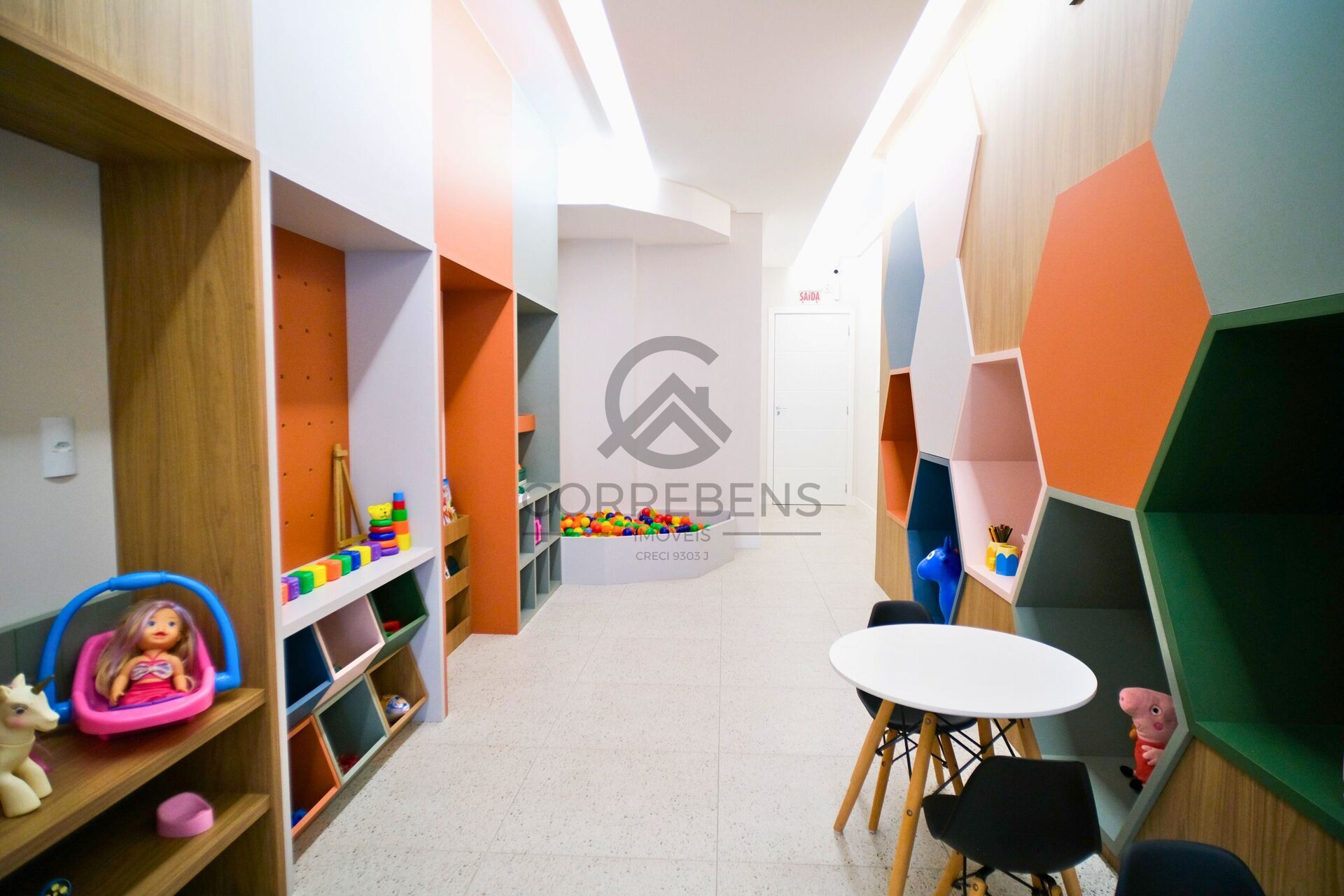 Apartamento à venda com 2 quartos, 63m² - Foto 25