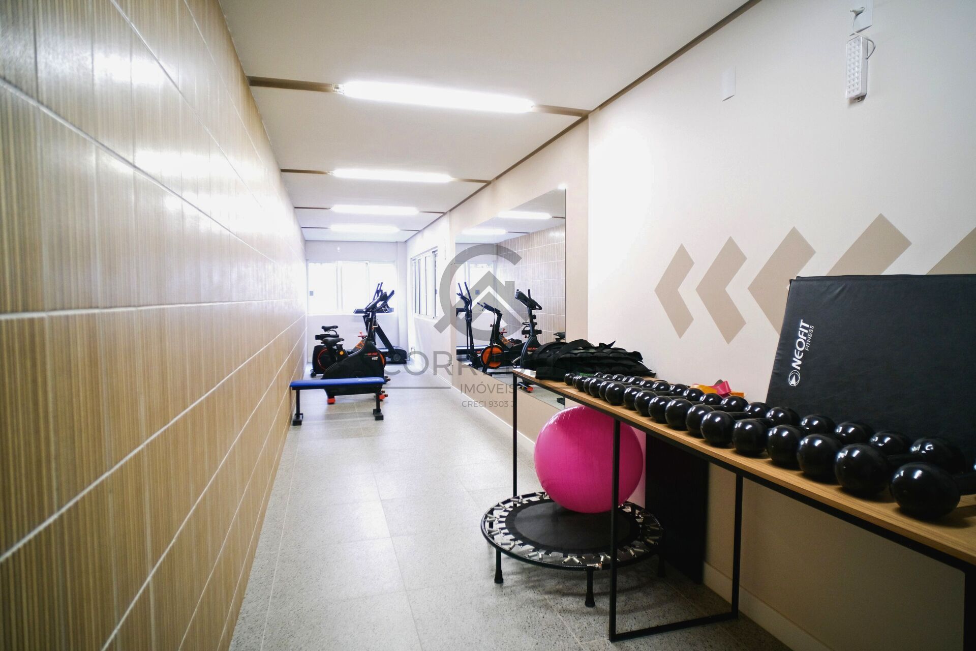 Apartamento à venda com 2 quartos, 63m² - Foto 18