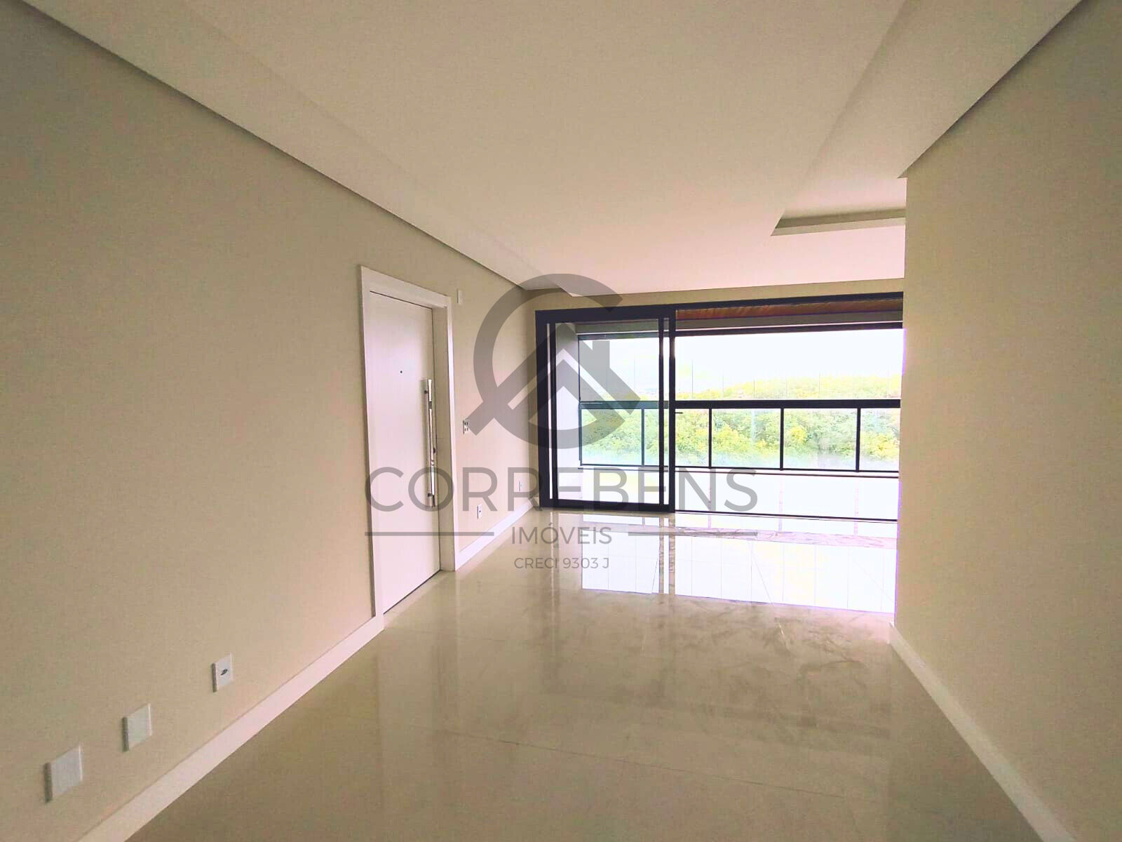 Apartamento à venda com 3 quartos, 136m² - Foto 9