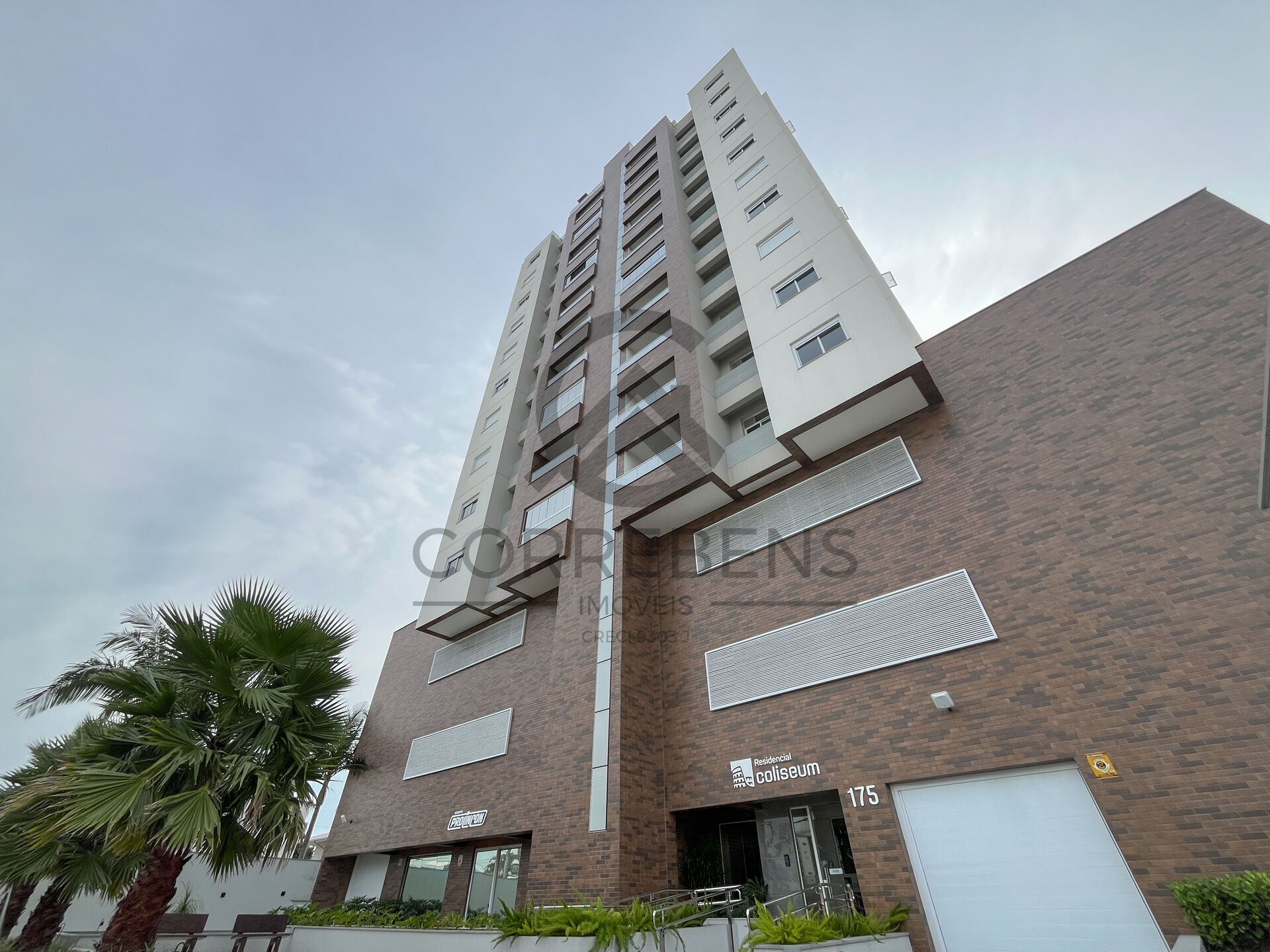 Apartamento à venda com 2 quartos, 74m² - Foto 25