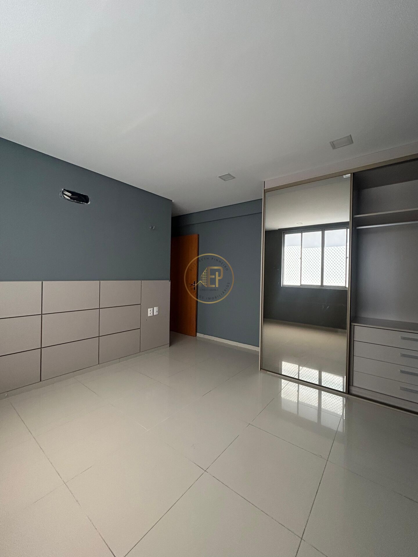 Apartamento, 3 quartos, 130 m² - Foto 1