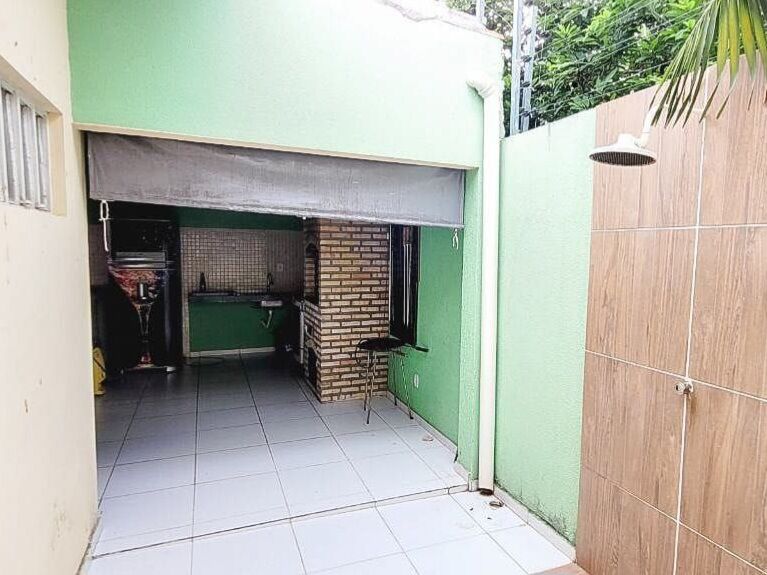 Casa à venda com 5 quartos, 328m² - Foto 15