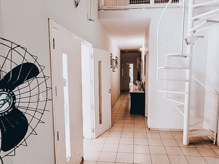 Casa à venda com 5 quartos, 328m² - Foto 6