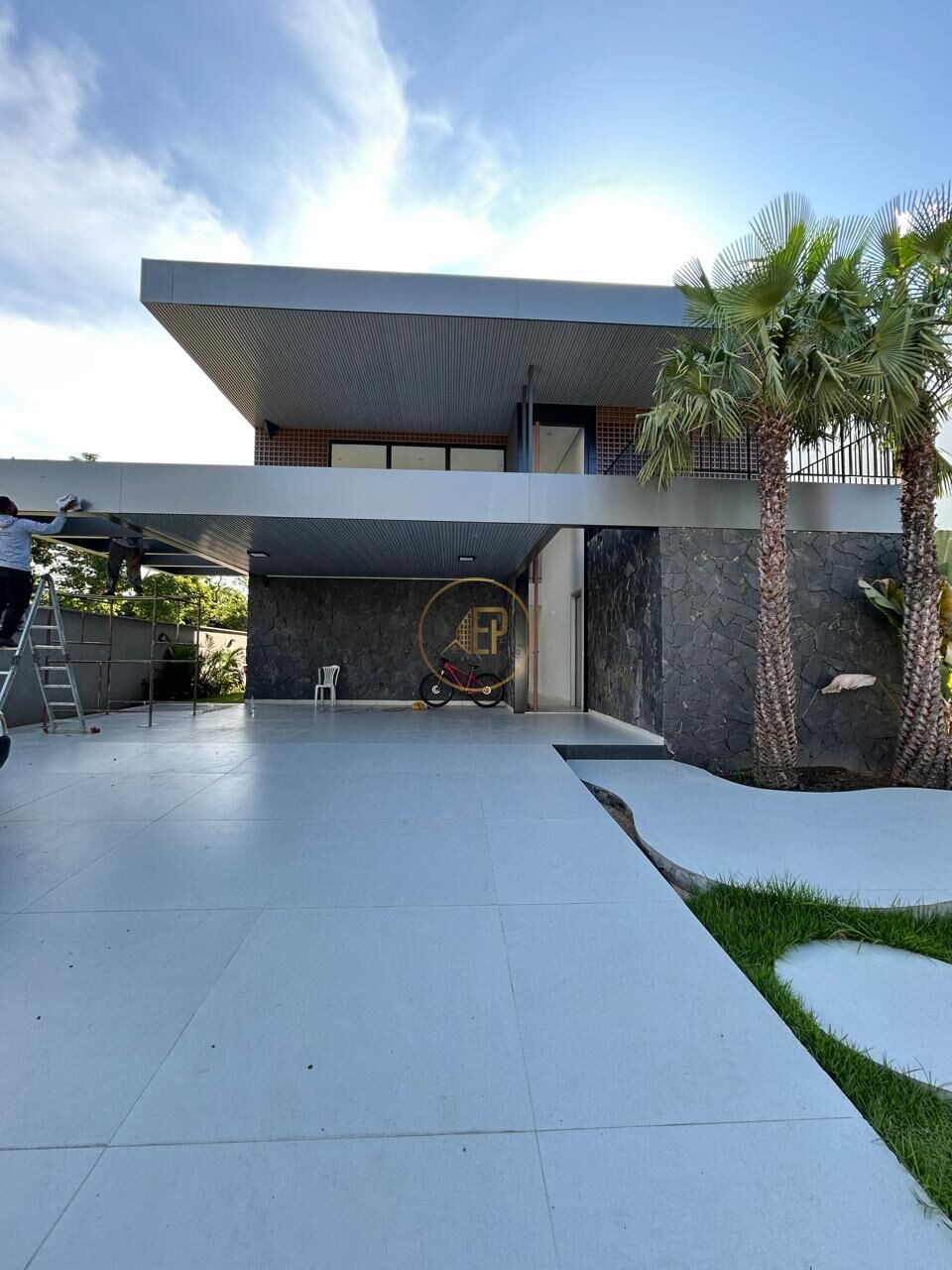 Casa, 4 quartos, 325 m² - Foto 1